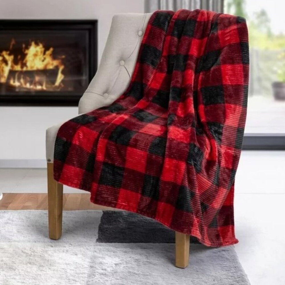New Buffalo Plaid Red & Black Ribbed Plush Throw Blanket